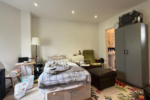 1 bedroom flat for sale, Flat 1, 1 Upper Grove, South Norwood, London, SE25 6JX