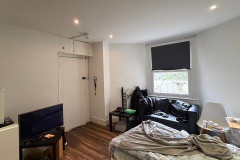 1 bedroom flat for sale, Flat 1, 1 Upper Grove, South Norwood, London, SE25 6JX
