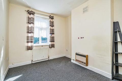 4 bedroom end of terrace house for sale, New Road, Dudley