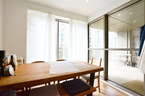 3 bedroom apartment to rent, West Parkside, London, SE10