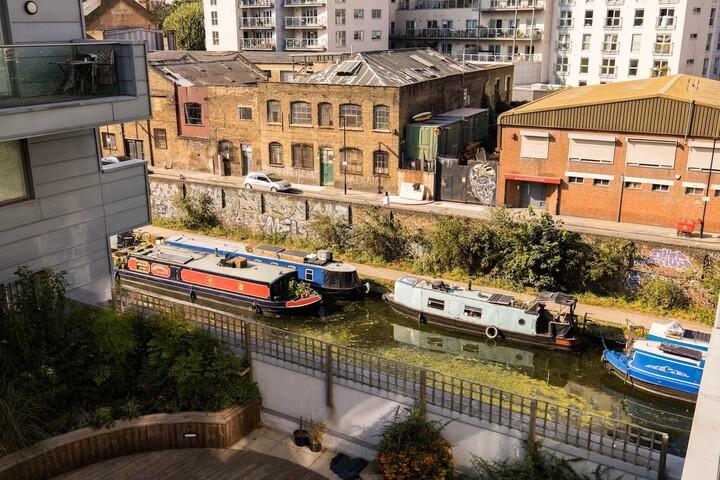 Canal view 1.jpg