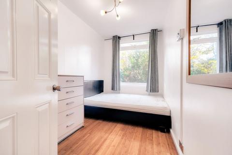 undefined, Carlton Drive, Putney, London, SW15