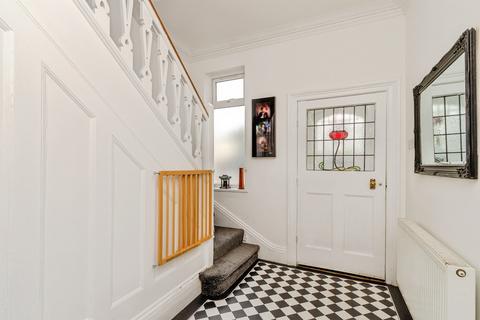5 bedroom semi-detached house for sale, Buchanan Road, Walsall