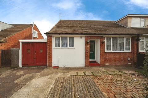 undefined, Saywell Road, Luton
