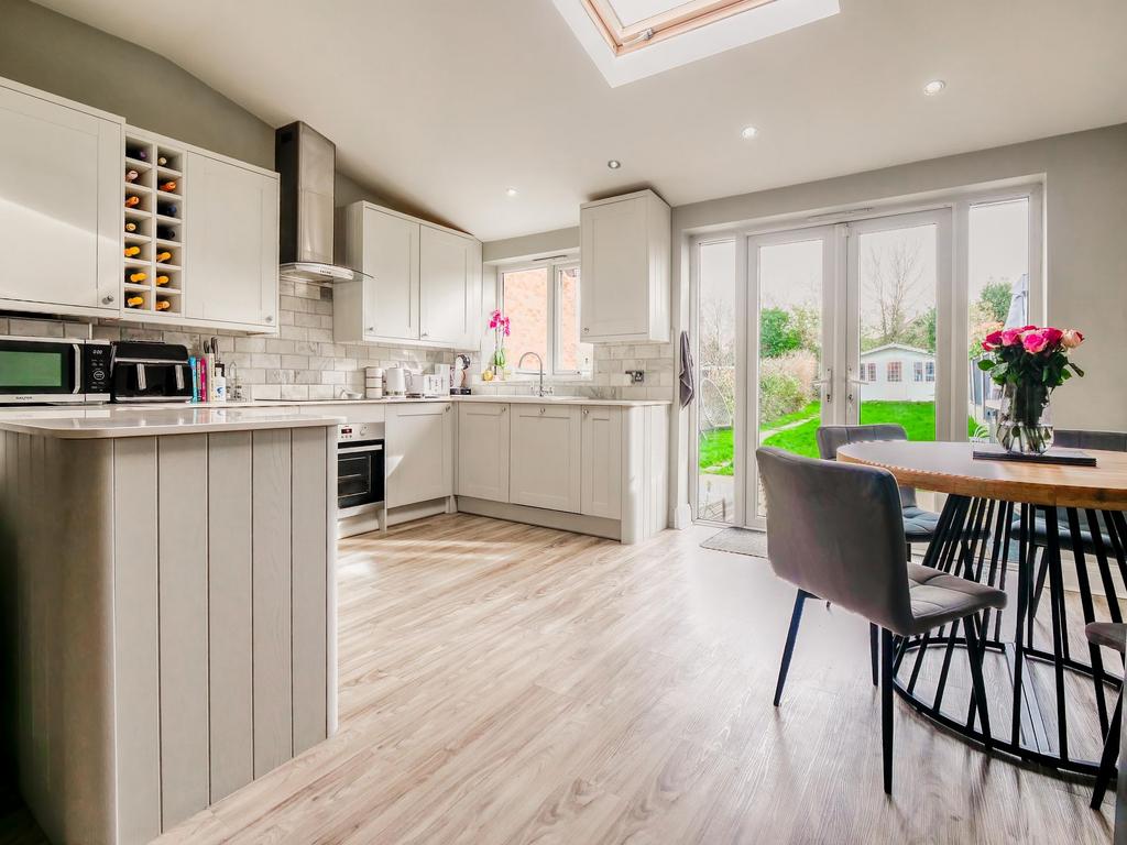 Kitchen/Breakfast Room