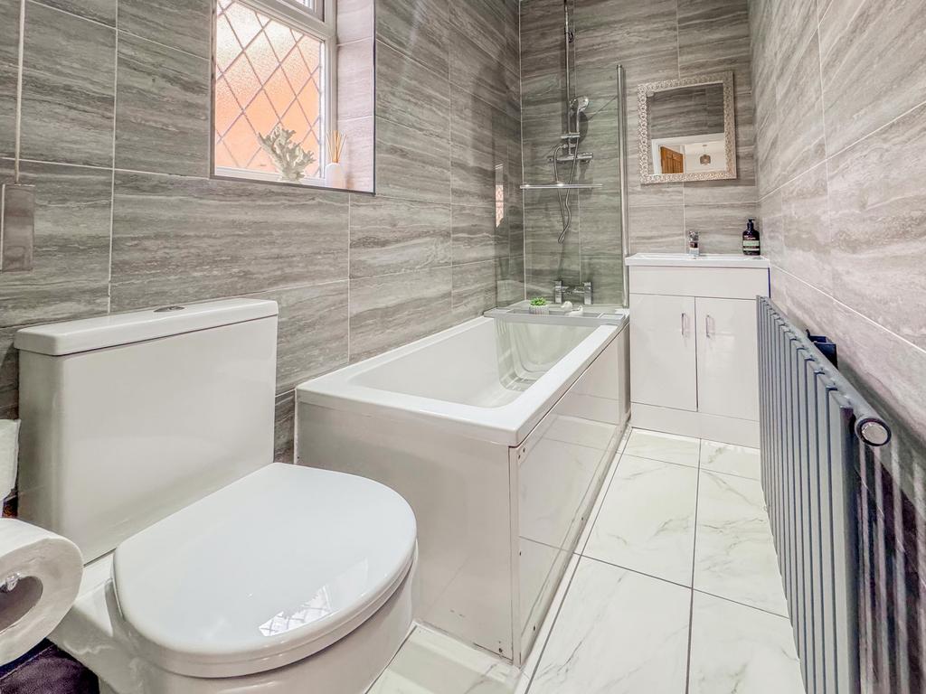 Downstairs Bathroom