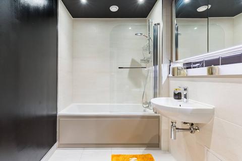1 bedroom flat for sale, 32 Barry Blandford Way, London E3