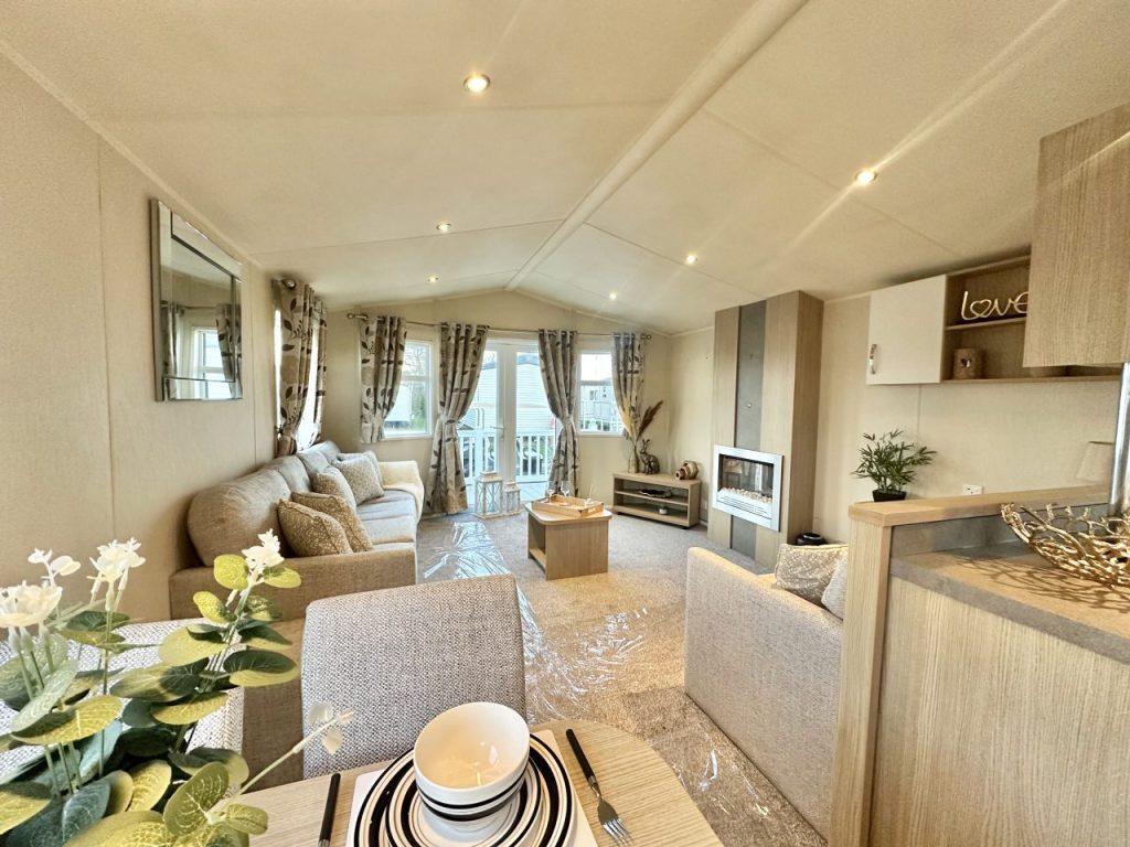 Willerby Brockenhurst at Broadland Sands Holiday P