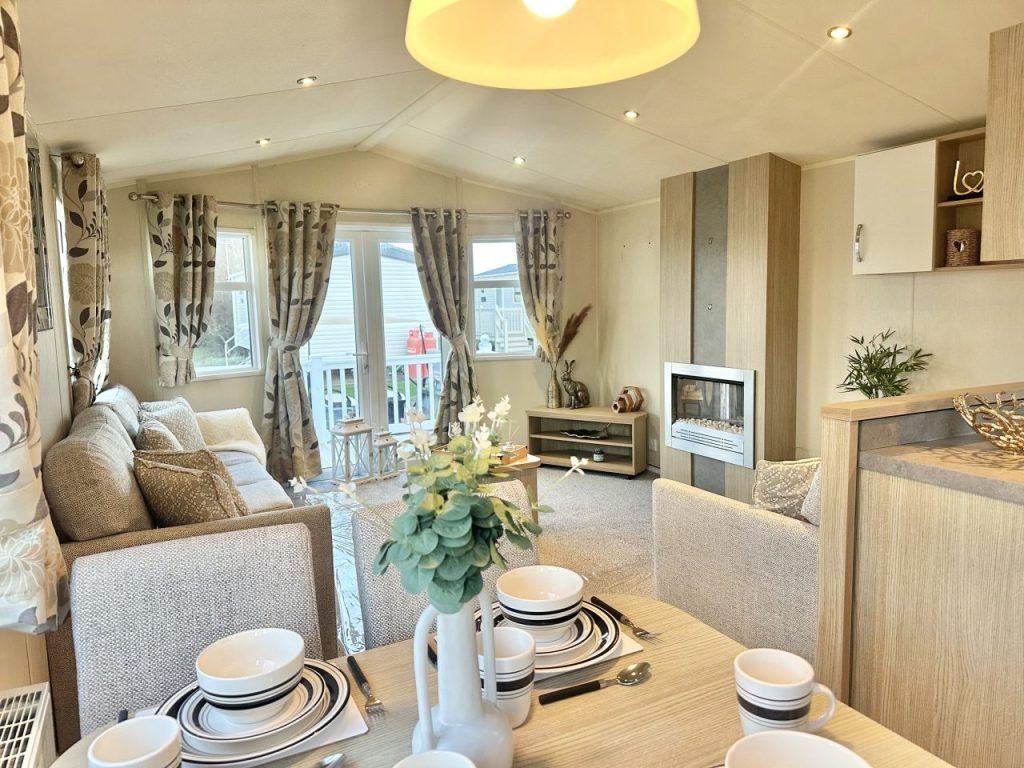 Willerby Brockenhurst at Broadland Sands Holiday P