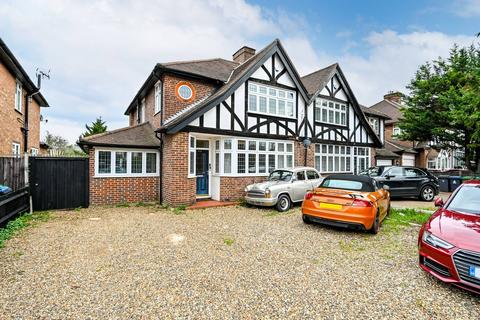 Malden Road, Worcester Park, KT4