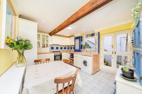 3 bedroom flat for sale, Milson Road, London W14