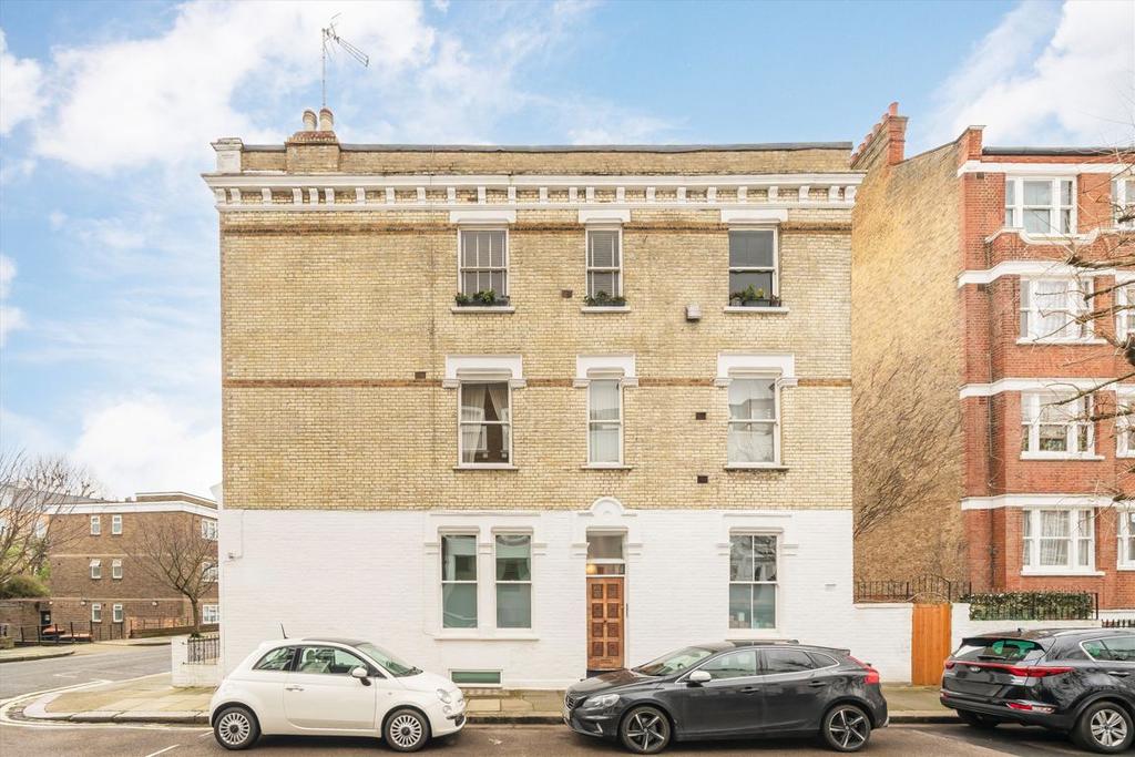 Detached house exterior