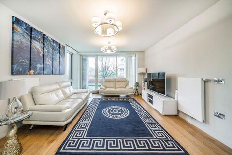 undefined, Durham Wharf Drive, Brentford TW8