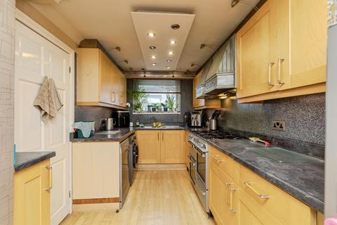 3 bedroom terraced house for sale, Cranleigh Court Road, Yate, Bristol