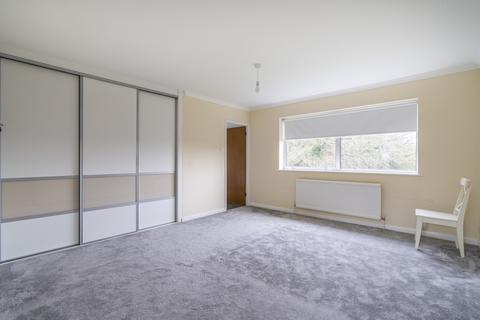 undefined, Newlands Avenue Radlett WD7