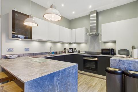 2 bedroom apartment for sale, The Quadrant, Buxton