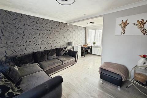 2 bedroom terraced house for sale, Aster Close, Clacton-On-Sea
