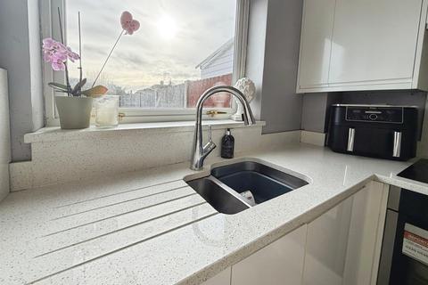 2 bedroom terraced house for sale, Aster Close, Clacton-On-Sea