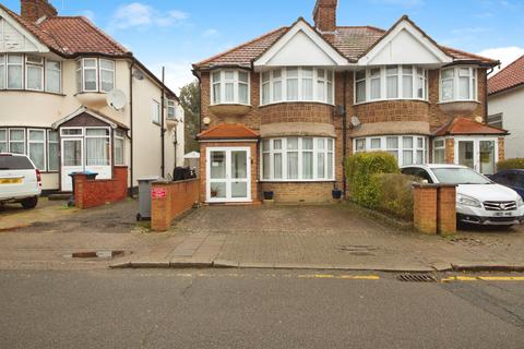 Chestnut Grove, Wembley