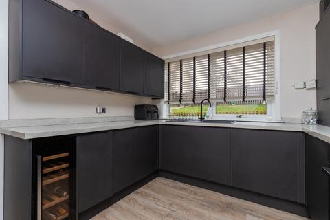 2 bedroom terraced house for sale, Montrose Gardens, Glasgow, G65