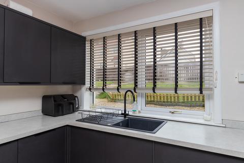 2 bedroom terraced house for sale, Montrose Gardens, Glasgow, G65