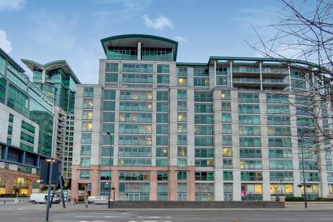 2 bedroom flat to rent, St George Wharf, Vauxhall, London, SW8