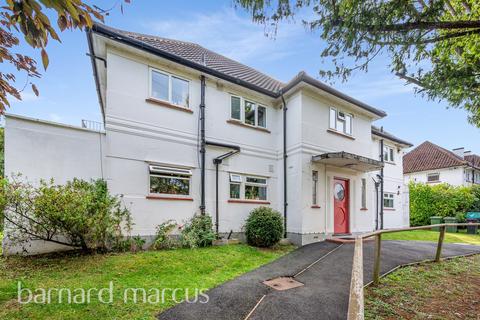 2 bedroom apartment for sale, Manor Green Road, Epsom