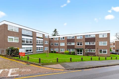 2 bedroom ground floor flat for sale, Downs Hill Road, Epsom