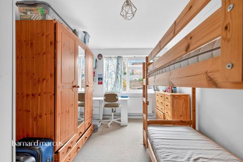 2 bedroom ground floor flat for sale, Downs Hill Road, Epsom