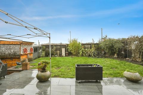 4 bedroom detached house for sale, Combs Wood Drive, Stowmarket