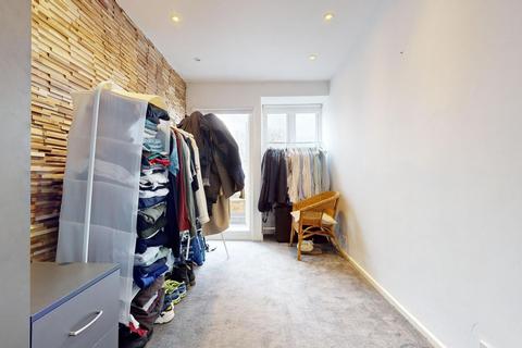 1 bedroom flat to rent, Gloucester Terrace, London W2