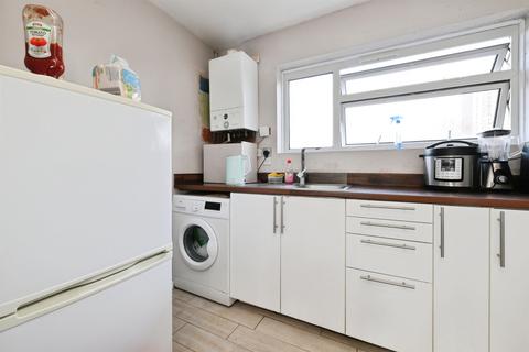 1 bedroom flat for sale, Rivermill, Harlow