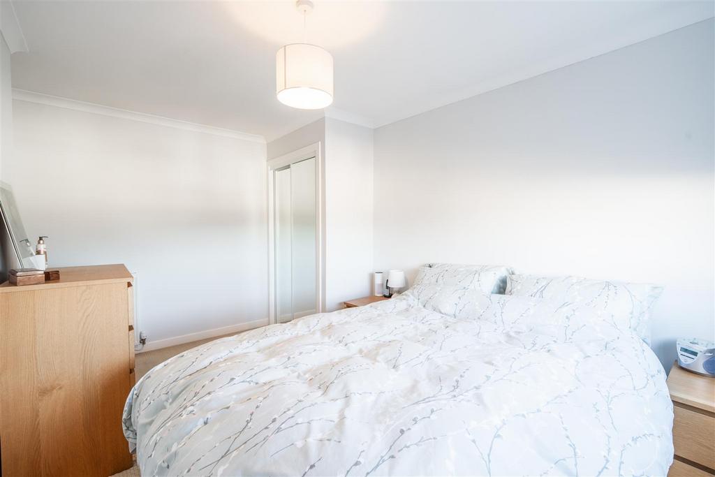 Bedroom.two.jpg