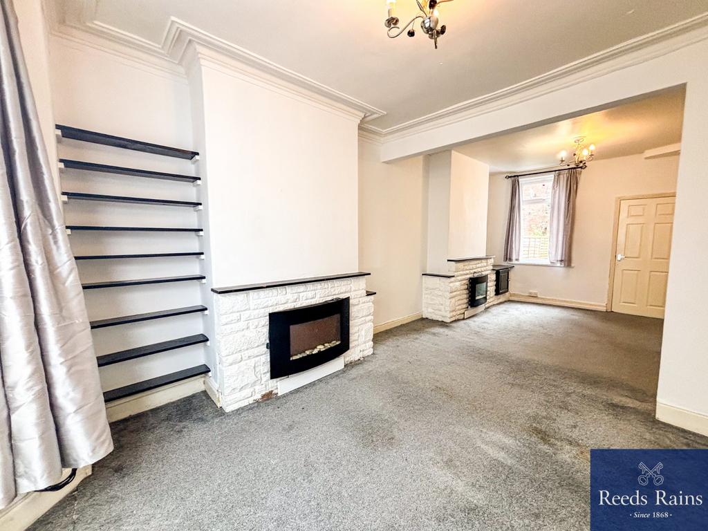 Living/Dining Area
