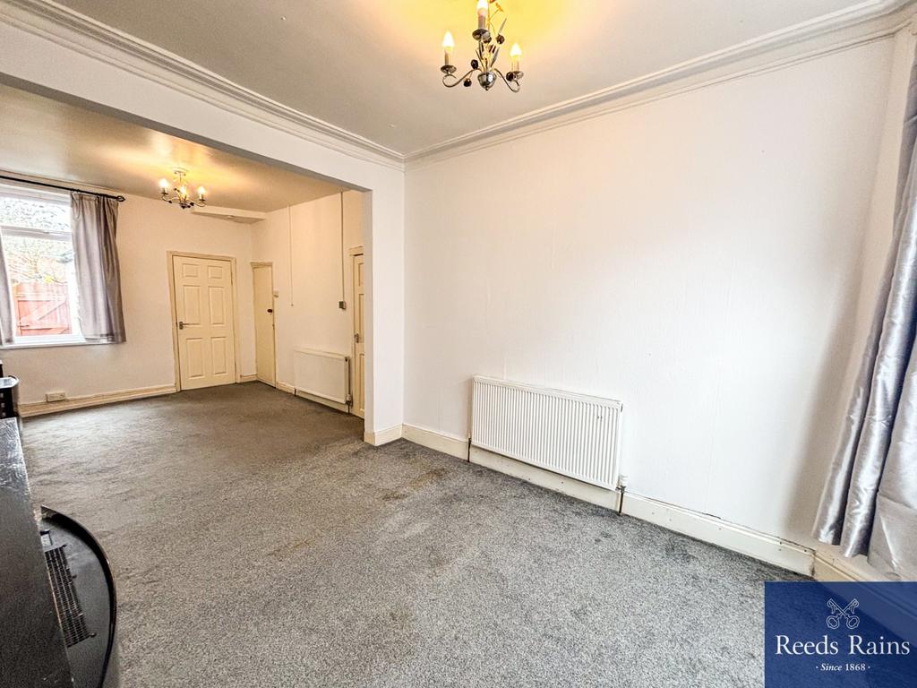 Living/Dining Area