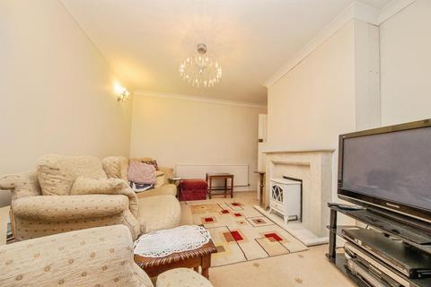 3 bedroom semi-detached house for sale, Mersea Road, Blackheath, Colchester