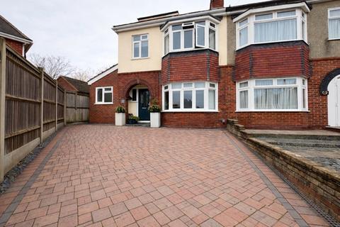 4 bedroom semi-detached house for sale, Bury Close, Gosport