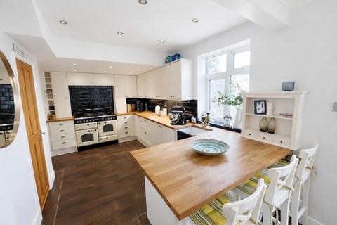 4 bedroom semi-detached house for sale, Bury Close, Gosport