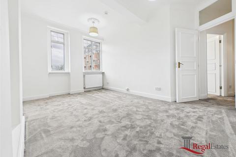 3 bedroom flat to rent, Churchfield Road, Acton, W3 6BY