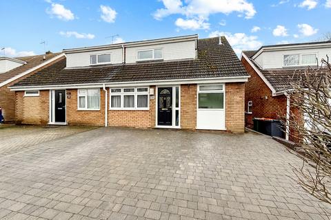 undefined, Dunstable, Bedfordshire LU6