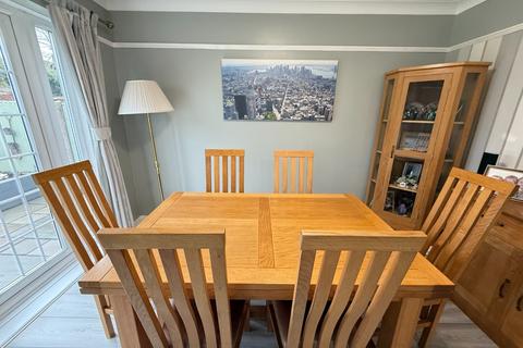 undefined, Dunstable, Bedfordshire LU6
