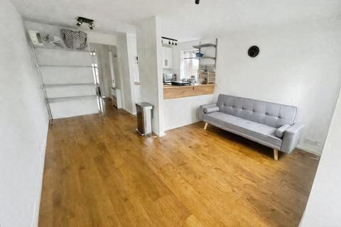 undefined, Dewberry Street, London E14