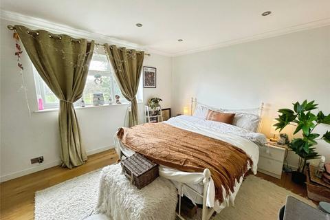 undefined, Chippingfield, Old Harlow, Essex, CM17