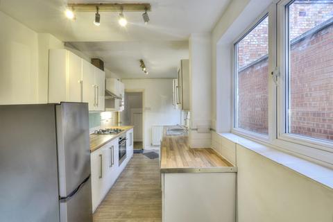 2 bedroom terraced house for sale, Margaret Street, NORTHAMPTON