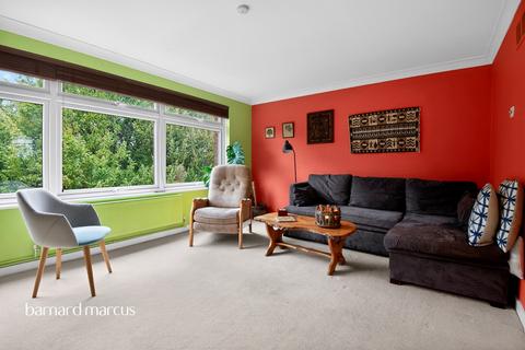 2 bedroom flat for sale, Downs Hill Road, Epsom