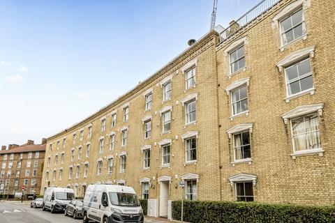 2 bedroom apartment for sale, Kennington Oval, London SE11