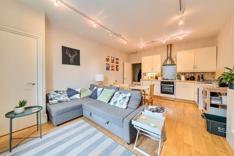 2 bedroom apartment for sale, Kennington Oval, London SE11