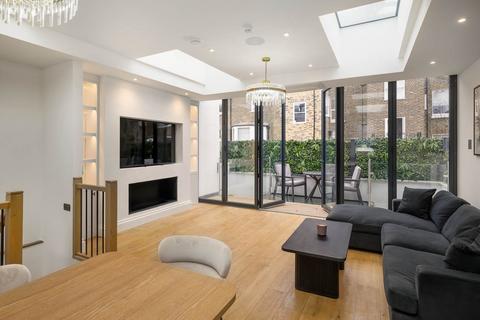 undefined, Lexham Mews, London