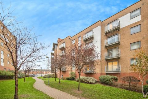 2 bedroom apartment for sale, Hawkins Road, Colchester