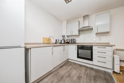 2 bedroom apartment for sale, Hawkins Road, Colchester